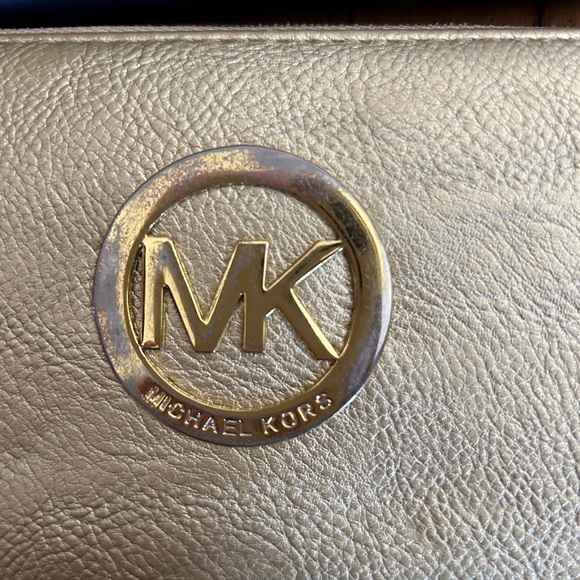 Michael Kors wallet with dust bag - Picture 4 of 4